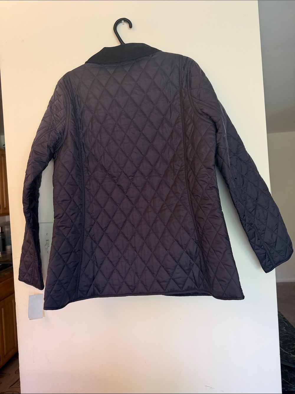 Barbour Quilted Puffer Jacket in Navy with Black Cord Collar - Picture 4 of 7